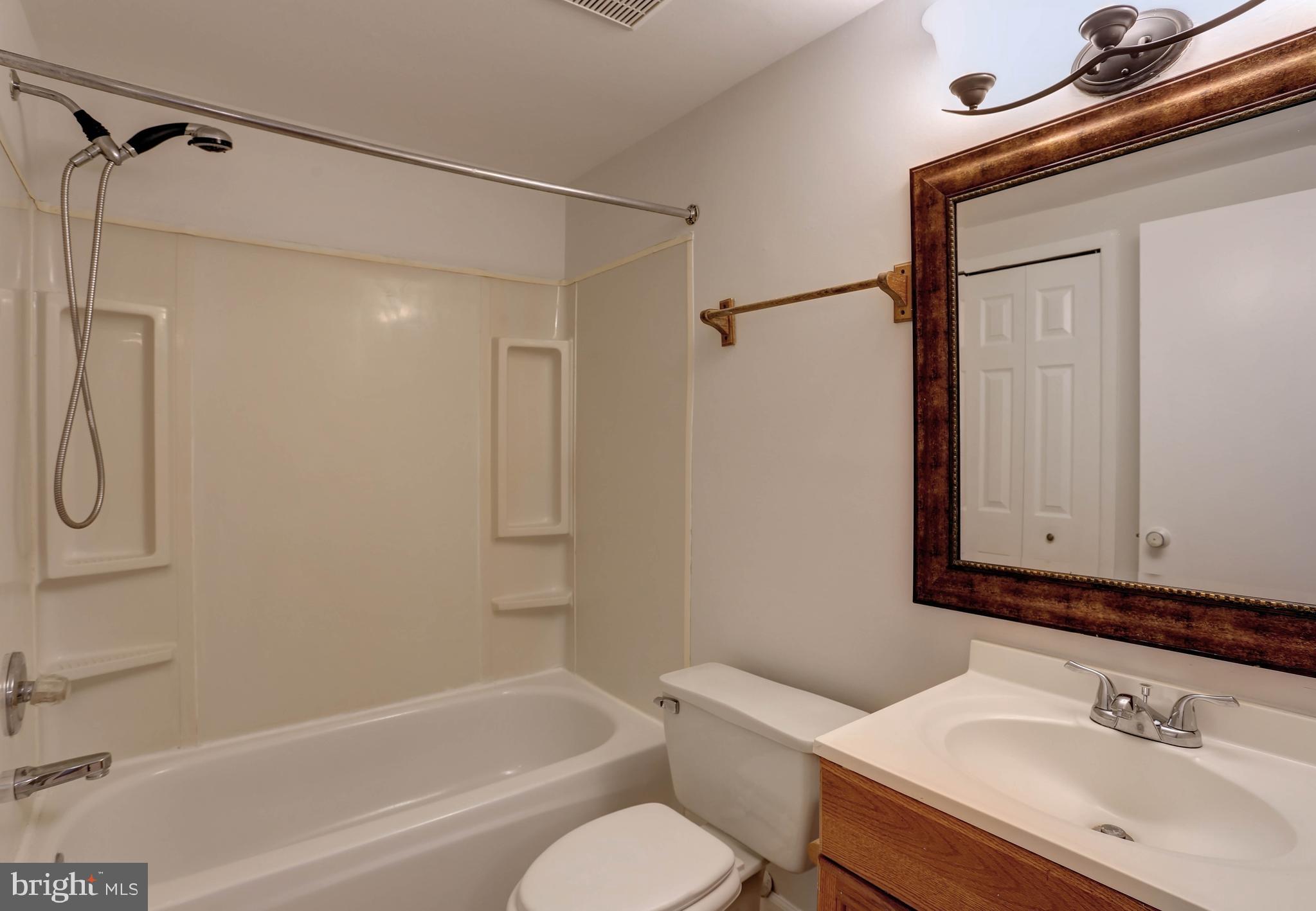 7148 Lasting Light Way Columbia, MD 21045 - Photo 19 of 43 Bath