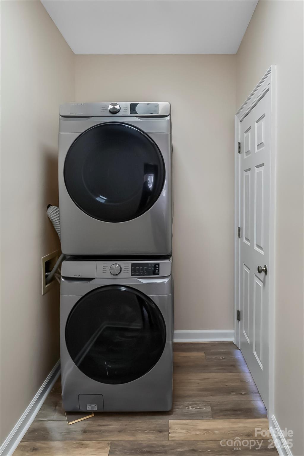 308 North Green Street, Unit 6 Morganton, NC 28655 - Photo 11 of 21 a utility room with dryer and washer