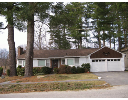 57 Kinnicutt Road Worcester, MA 01602 - Photo 1 of 9 Gallery Image 1