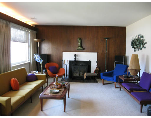 57 Kinnicutt Road Worcester, MA 01602 - Photo 6 of 9 Gallery Image 6