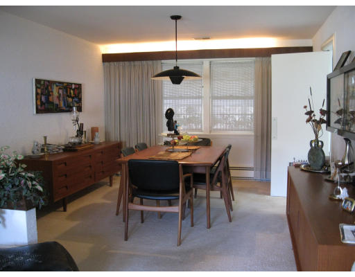 57 Kinnicutt Road Worcester, MA 01602 - Photo 7 of 9 Gallery Image 7