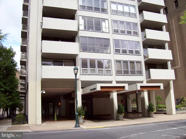$1,425 | 224-30 West Rittenhouse Square, Unit 1403, Philadelphia, PA 19103