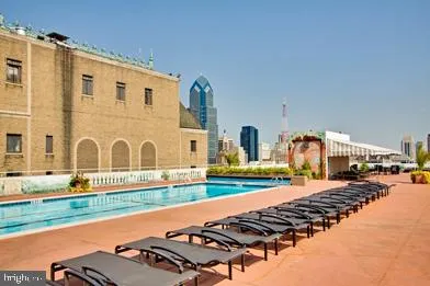 $1,425 | 224-30 West Rittenhouse Square, Unit 1403, Philadelphia, PA 19103