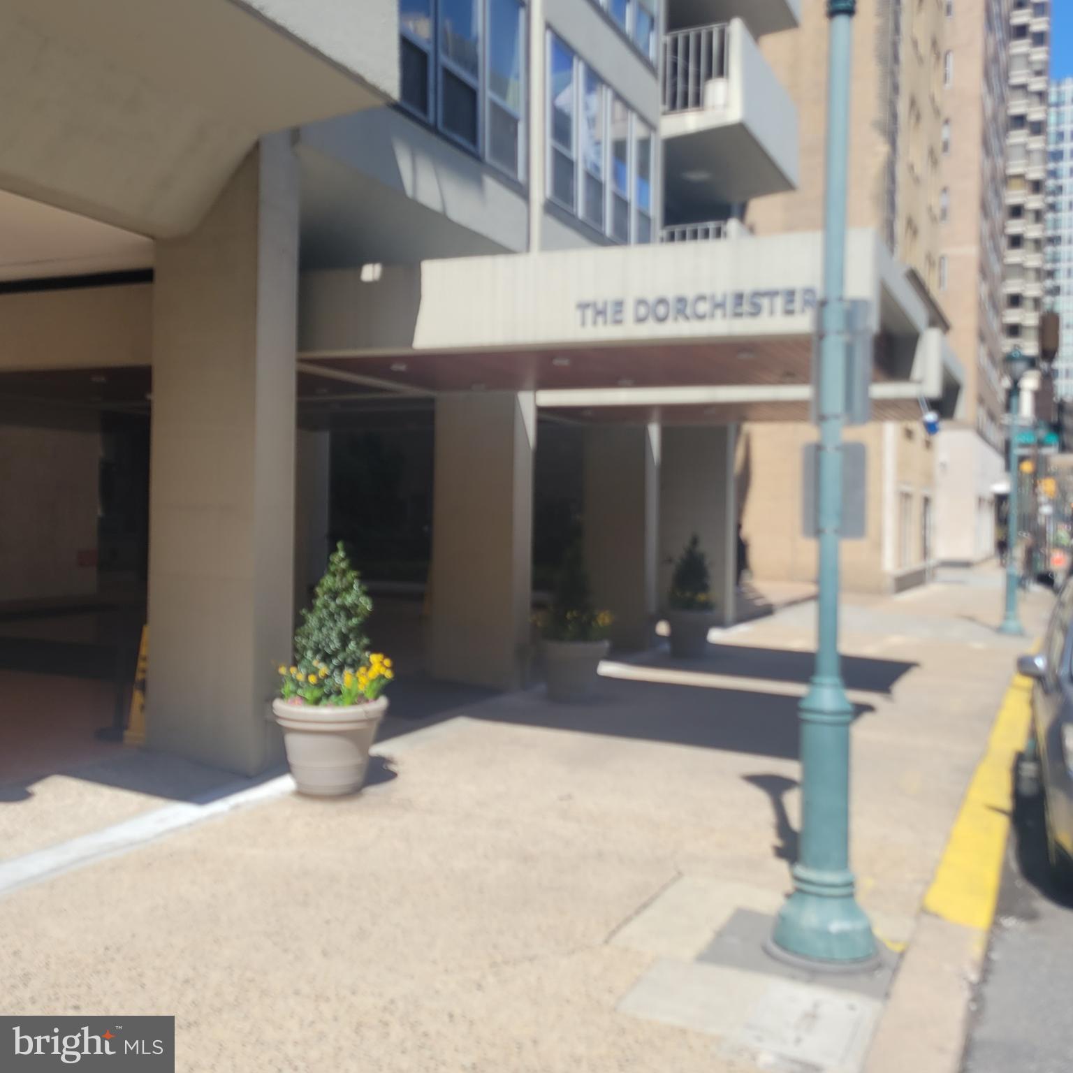 224-30 West Rittenhouse Square, Unit 1403 Philadelphia, PA 19103 - Photo 23 of 24 Facade