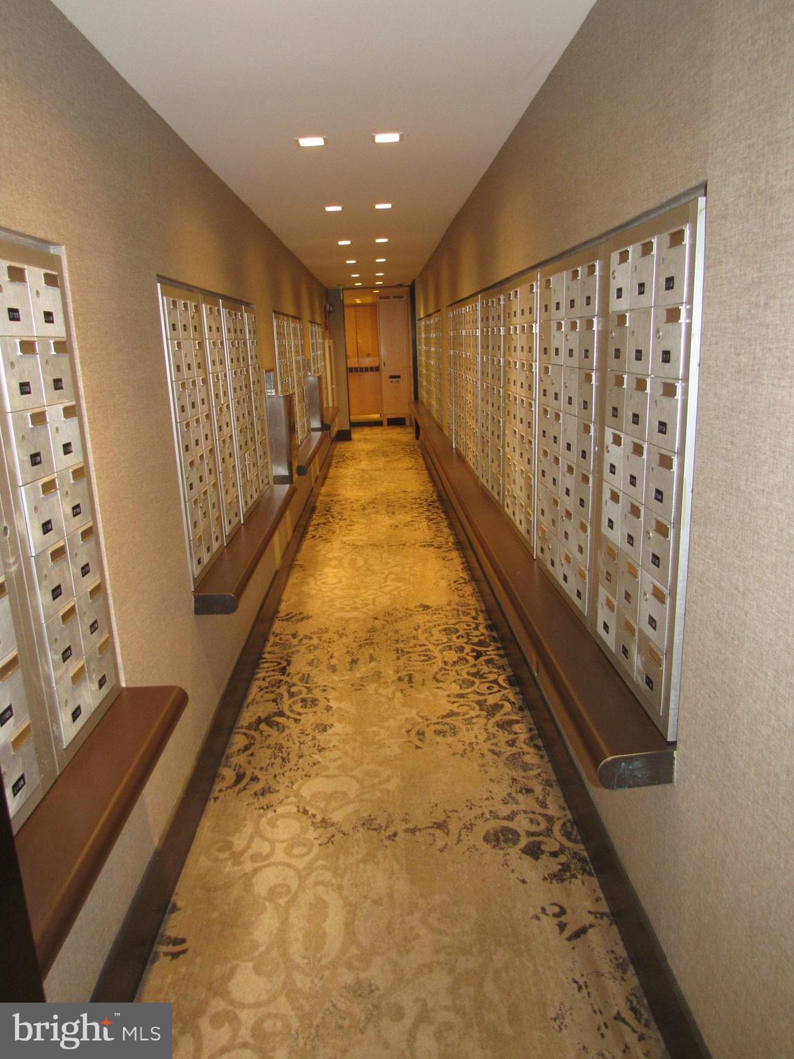 224-30 West Rittenhouse Square, Unit 1403 Philadelphia, PA 19103 - Photo 4 of 24 mailroom