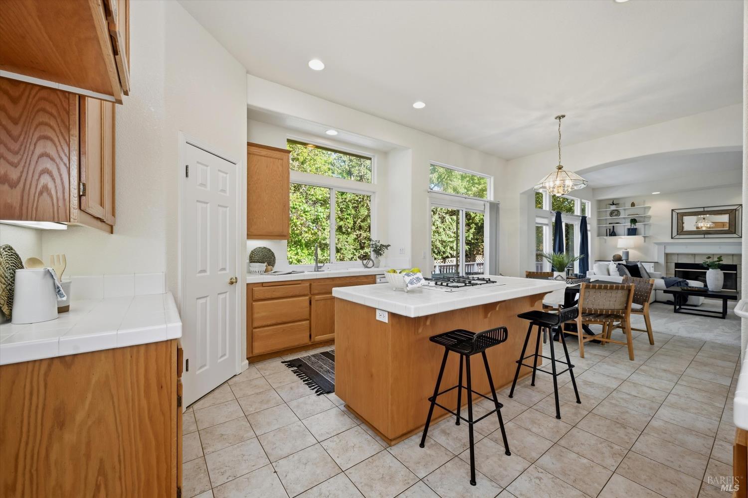 366 Breeden Street Santa Rosa, CA 95409 - Photo 11 of 39