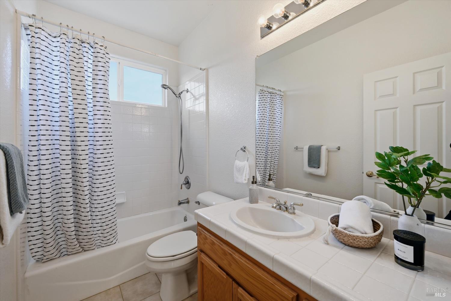 366 Breeden Street Santa Rosa, CA 95409 - Photo 32 of 39