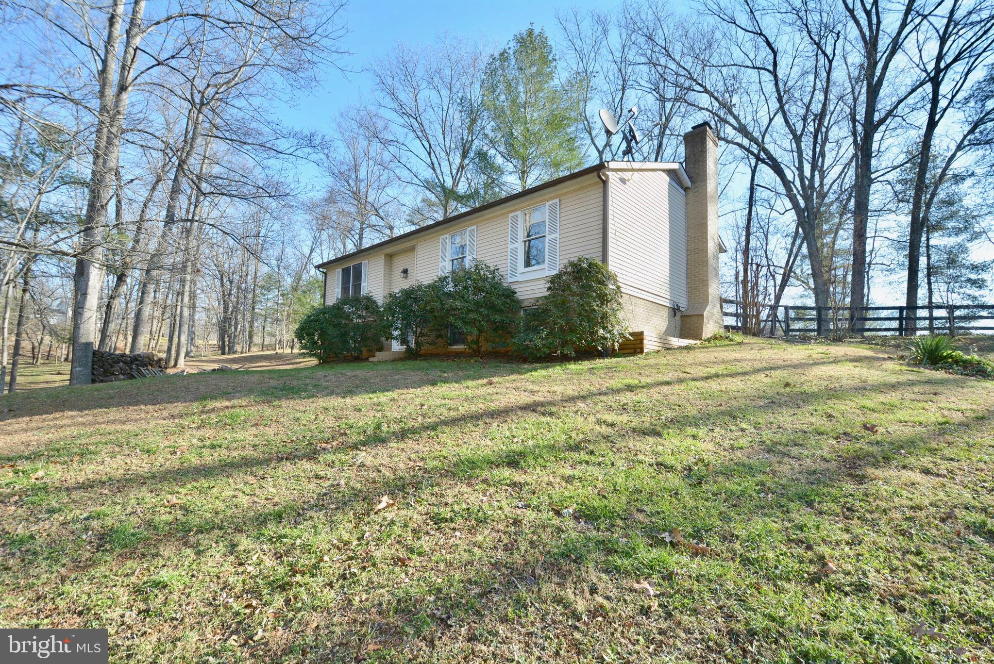 5576 Keyser Road Hume, VA 22639 - Photo 2 of 46 Gallery Image 2