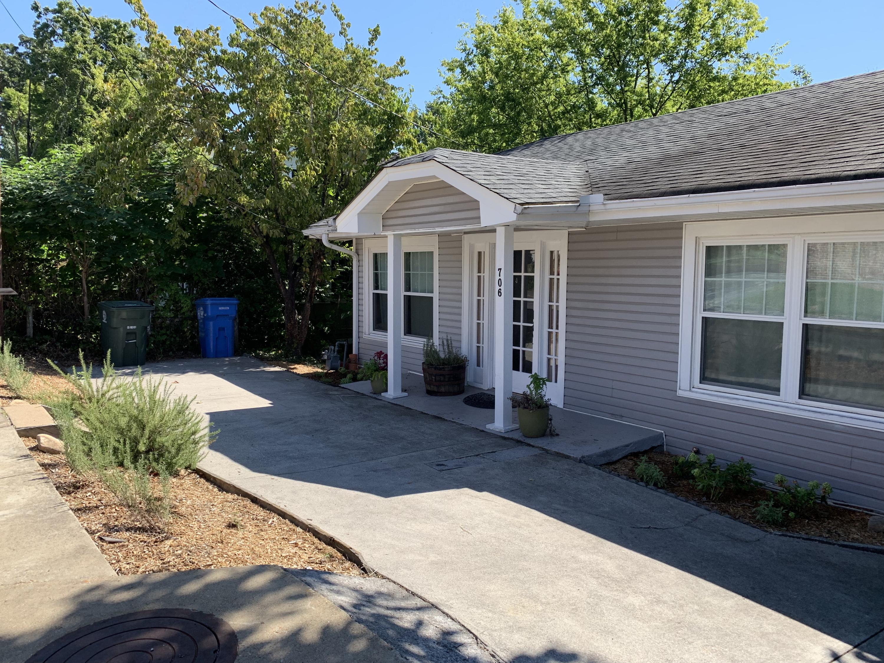 706 Old Dallas Road Chattanooga, TN 37405 - Photo 2 of 26 2019-08-31 11.34.23