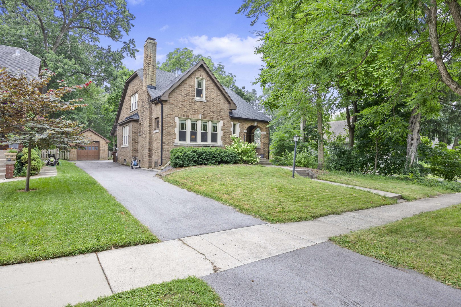 1739 Cedar Road Homewood, IL 60430 - Photo 5 of 37