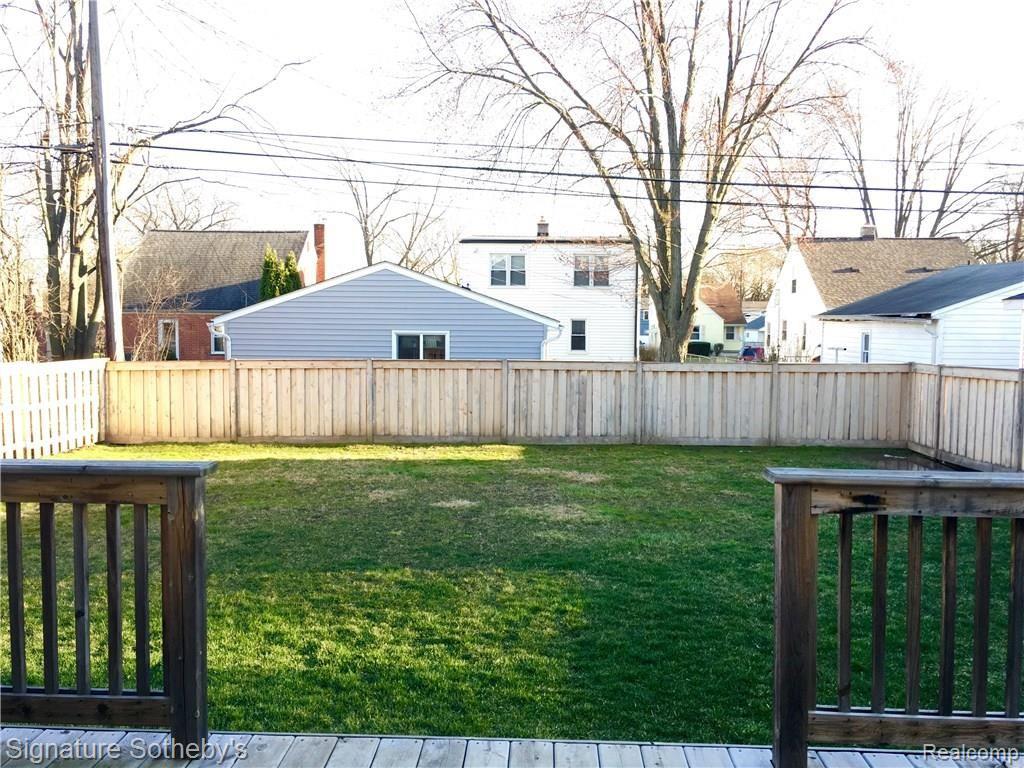 1559 Eaton Road Berkley, MI 48072 - Photo 26 of 27