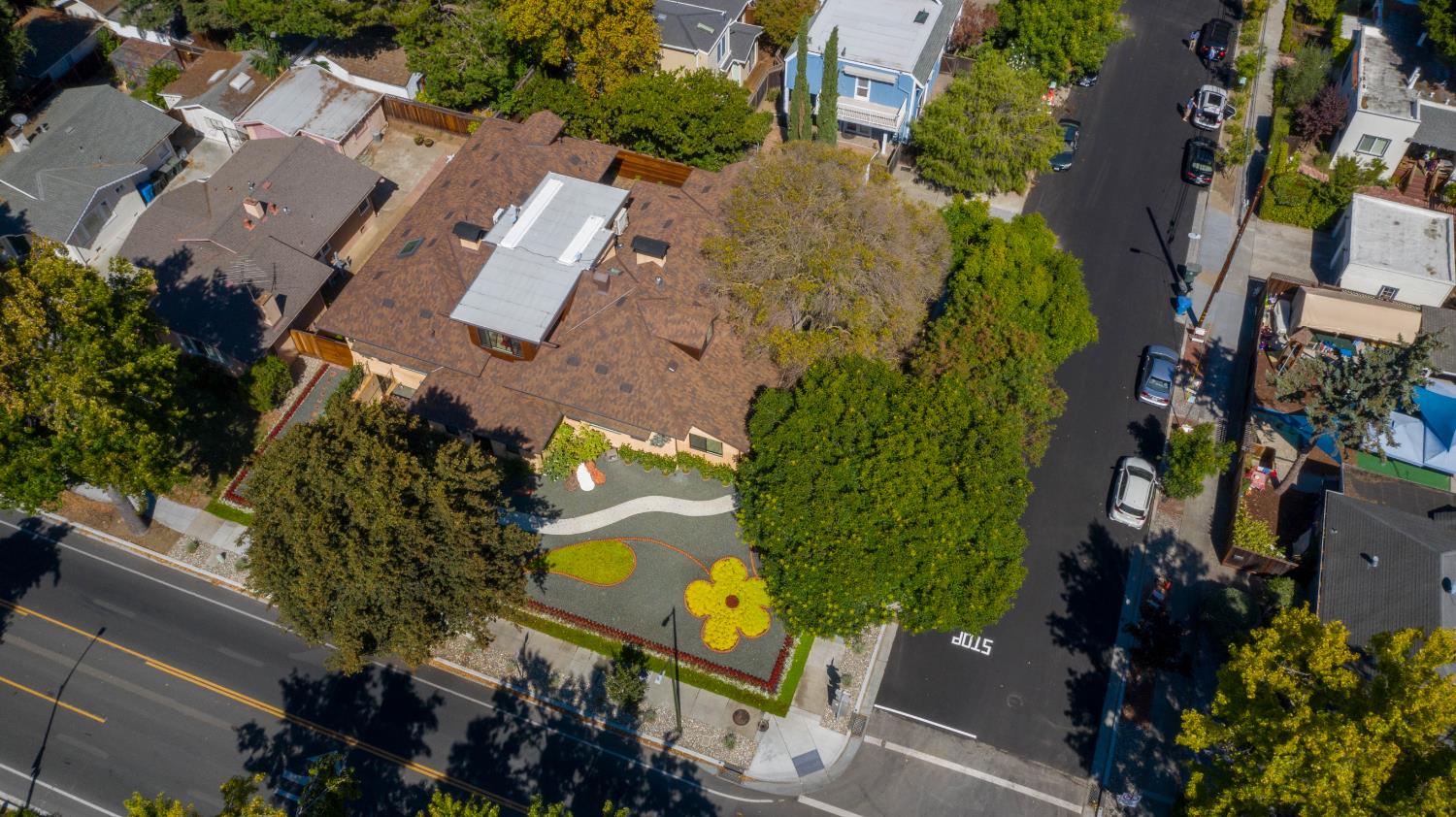 251 Middlefield Road Palo Alto, CA 94301 - Photo 62 of 76 an aerial view of a residential houses with outdoor space
