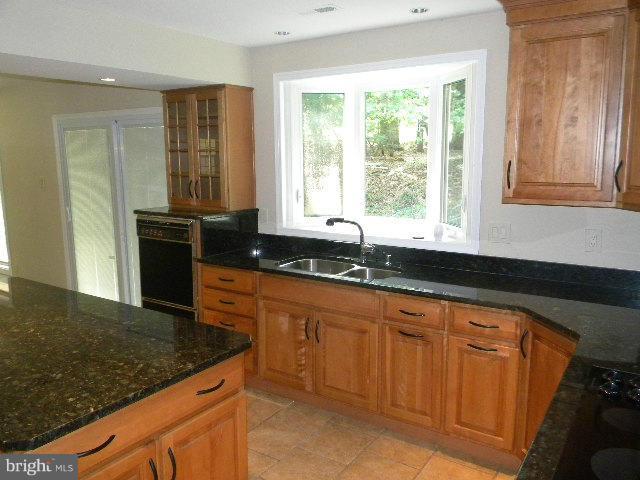 8717 Graystone Lane Laurel, MD 20708 - Photo 9 of 16 Kitchen