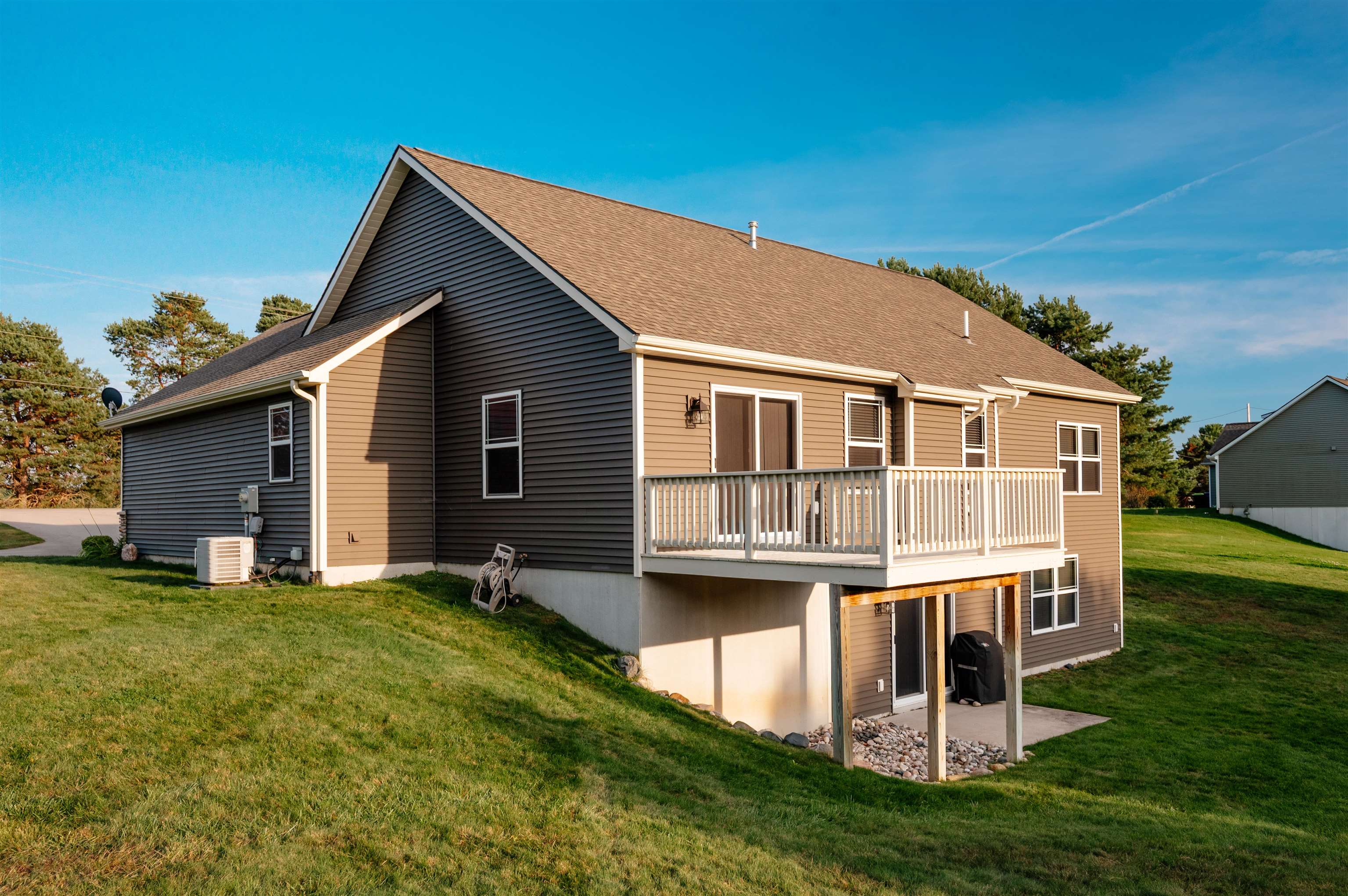 3877 East Long Lake Road Traverse City, MI 49685 - Photo 48 of 60 1938640-e9531625-6ae1-4037-9860-519a251b335d.JPG