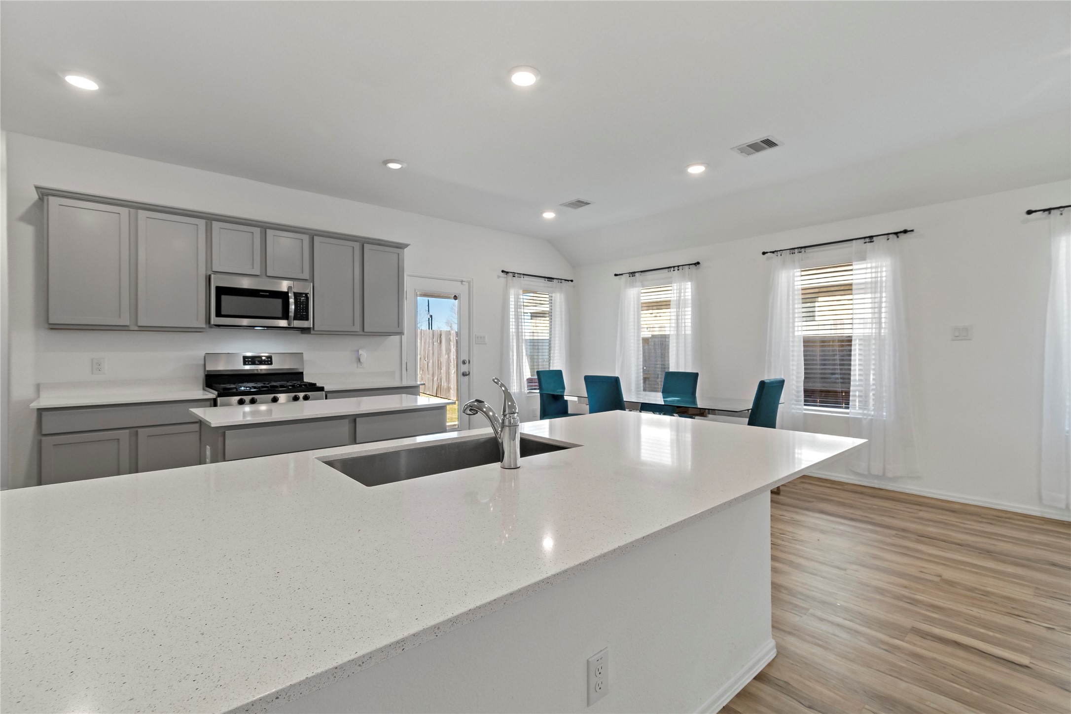 4818 Penton Meadow Lane Rosharon, TX 77583 - Photo 16 of 41