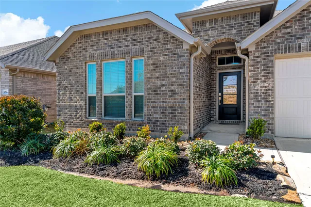 $329,000 | 4818 Penton Meadow Lane, Rosharon, TX 77583