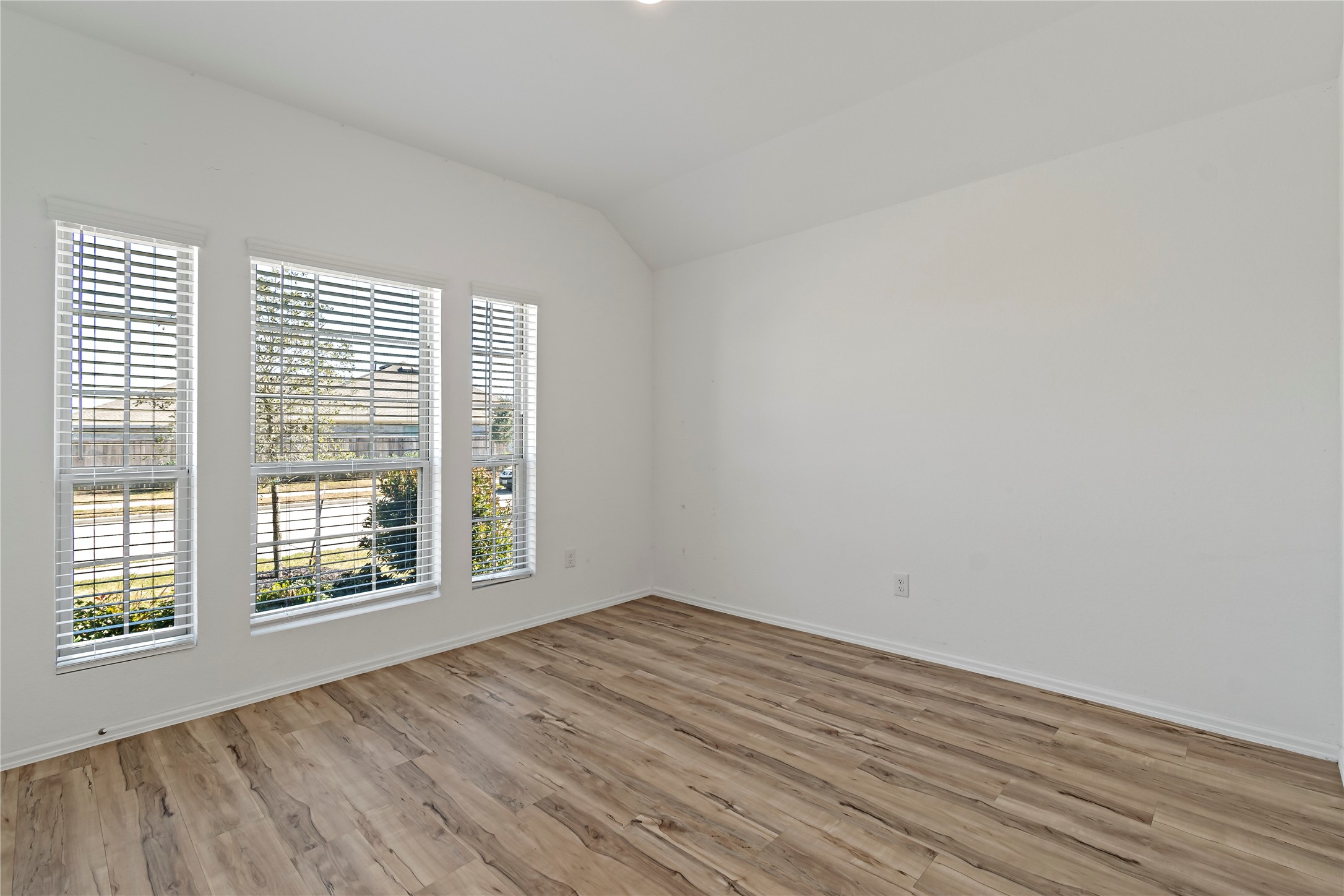 4818 Penton Meadow Lane Rosharon, TX 77583 - Photo 6 of 41