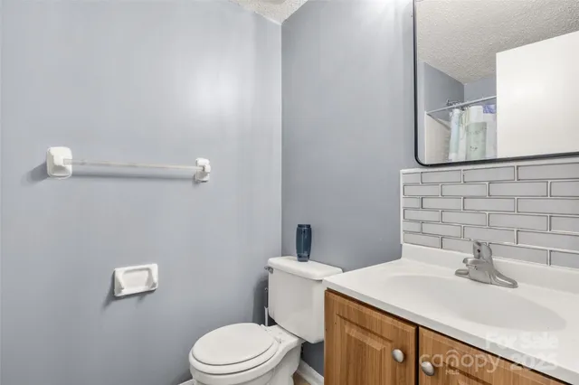 $170,000 | 1634 Arlyn Circle, Unit J, Charlotte, NC 28213