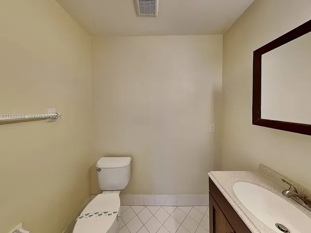 $3,375 | Three Lakes, Miami, FL 33186