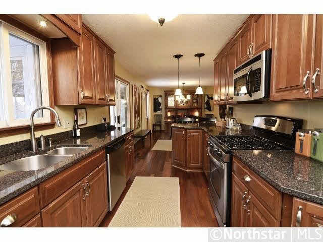3809 Vandan Road Minnetonka, MN 55345 - Photo 7 of 17 Gallery Image 7