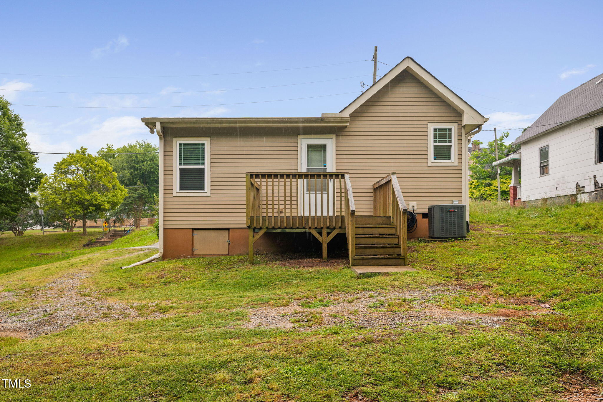 325 Martin Luther King Jr Boulevard Raleigh, NC 27601 - Photo 31 of 32 a view of a house with a yard