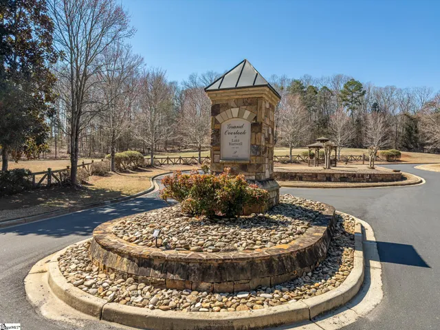 $109,000 | East Grand Overlook Drive, Seneca, SC 29678