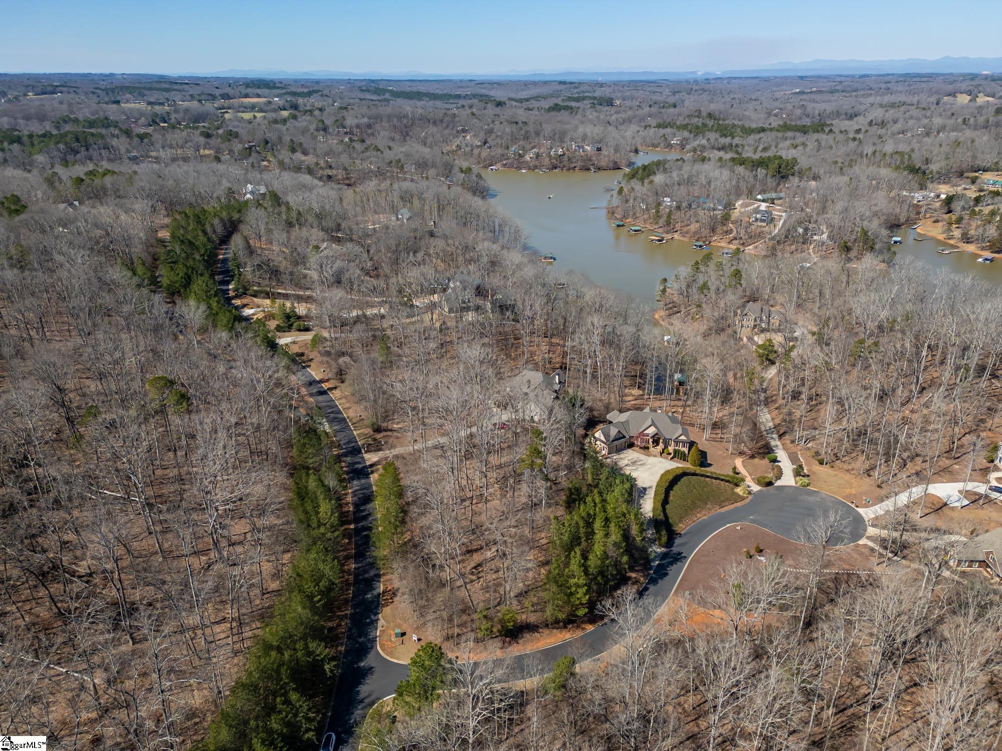 East Grand Overlook Drive Seneca, SC 29678 - Photo 6 of 8