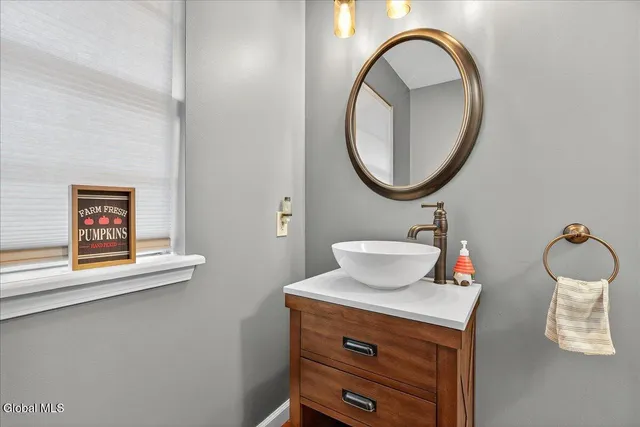 $545,000 | 712 Adams Circle, Ballston Spa, NY 12020