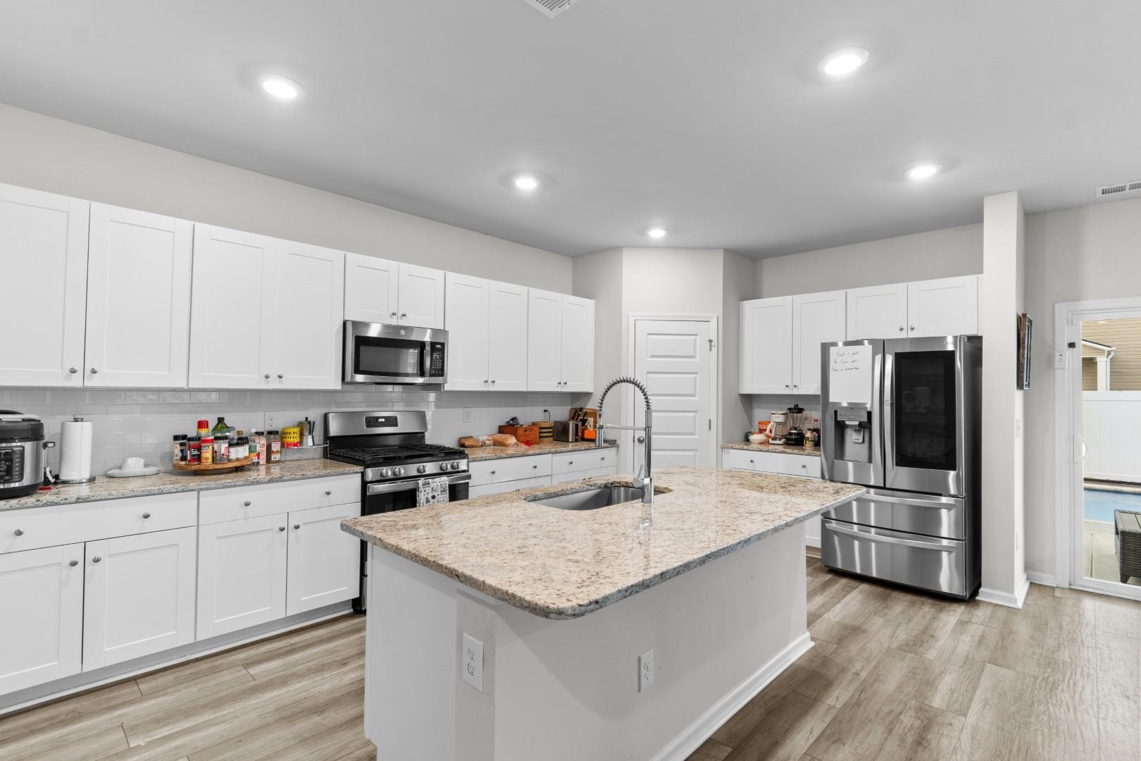 1111 Saltgrass Way Myrtle Beach, SC 29588 - Photo 5 of 38