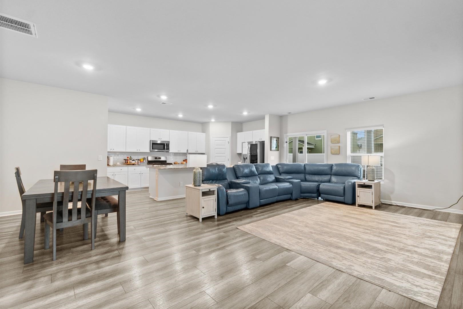 1111 Saltgrass Way Myrtle Beach, SC 29588 - Photo 9 of 38