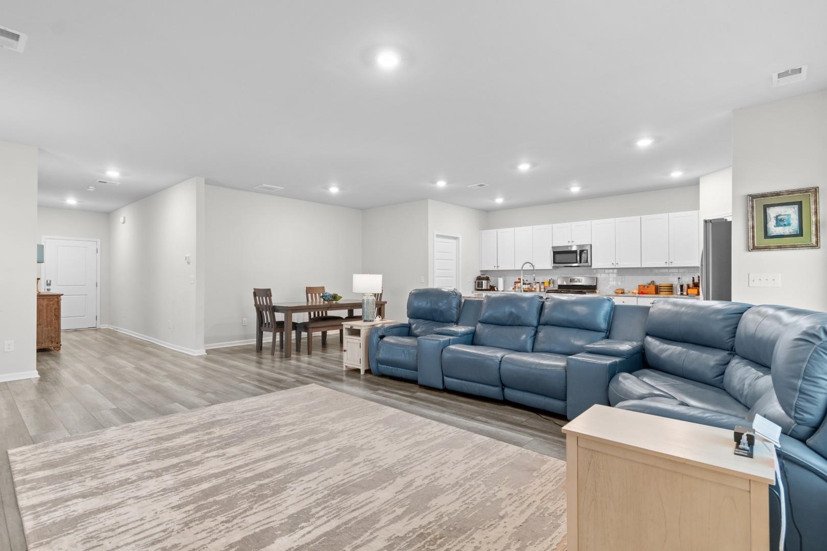 1111 Saltgrass Way Myrtle Beach, SC 29588 - Photo 10 of 38