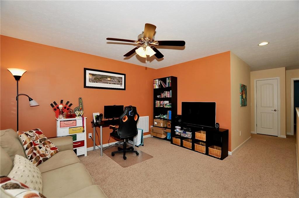 14394 Glapthorn Road Fishers, IN 46037 - Photo 18 of 42 Gallery Image 18
