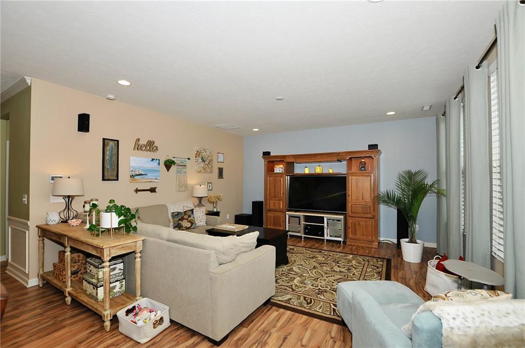 14394 Glapthorn Road Fishers, IN 46037 - Photo 8 of 42 Gallery Image 8