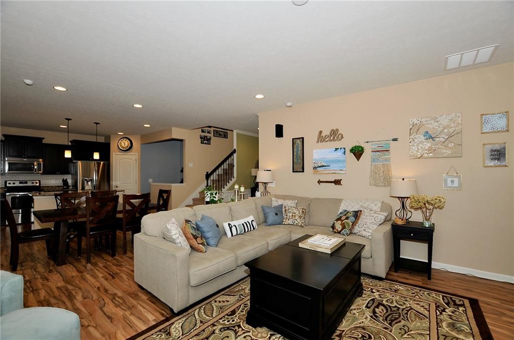 14394 Glapthorn Road Fishers, IN 46037 - Photo 9 of 42 Gallery Image 9