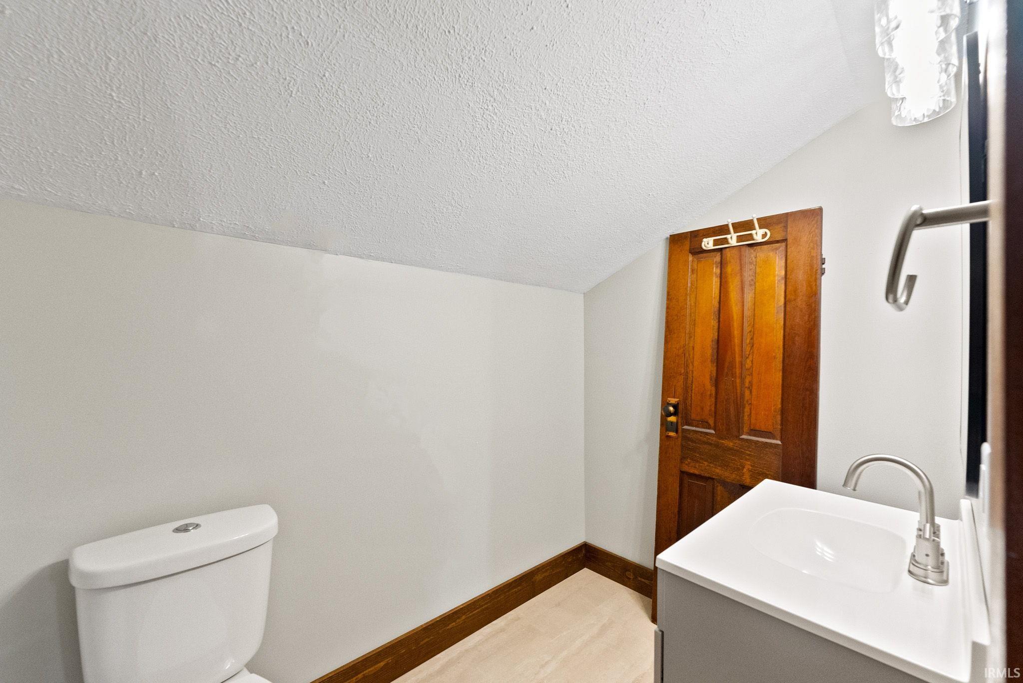 201 East Calhoun Street Claypool, IN 46510 - Photo 17 of 26