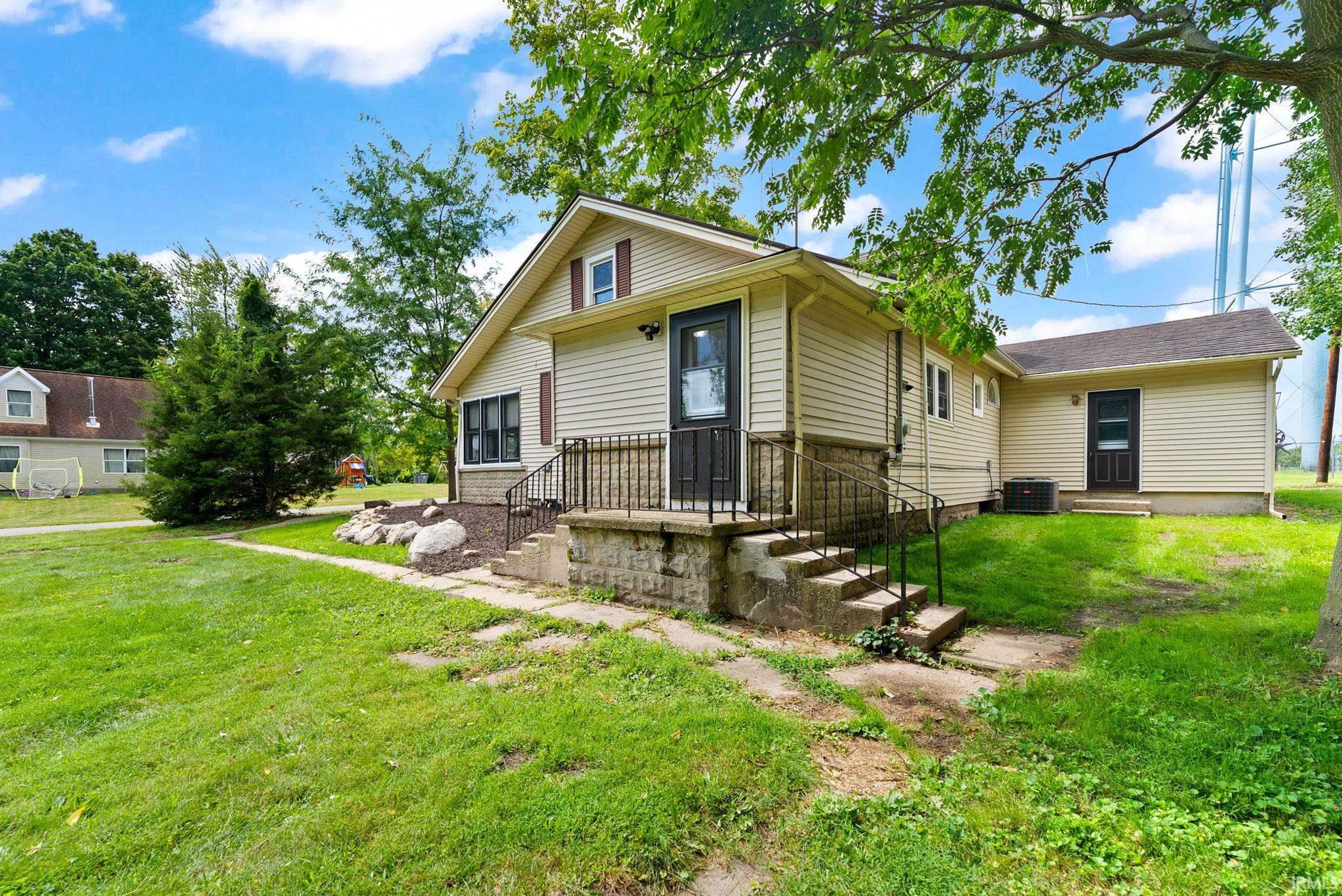 201 East Calhoun Street Claypool, IN 46510 - Photo 21 of 26