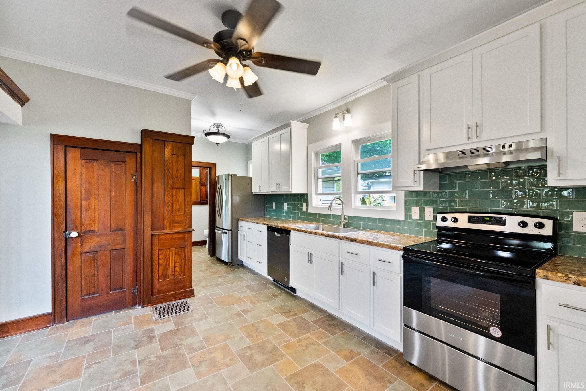 201 East Calhoun Street Claypool, IN 46510 - Photo 3 of 26