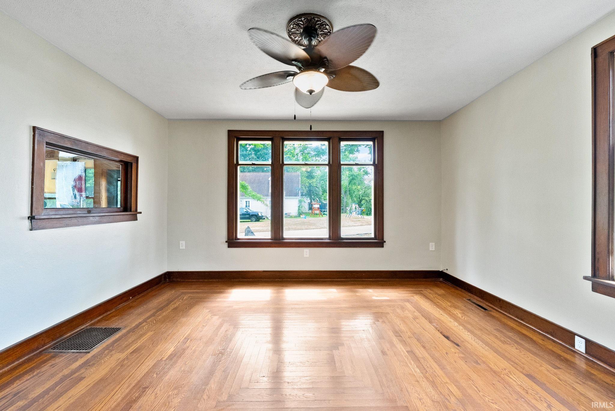 201 East Calhoun Street Claypool, IN 46510 - Photo 9 of 26