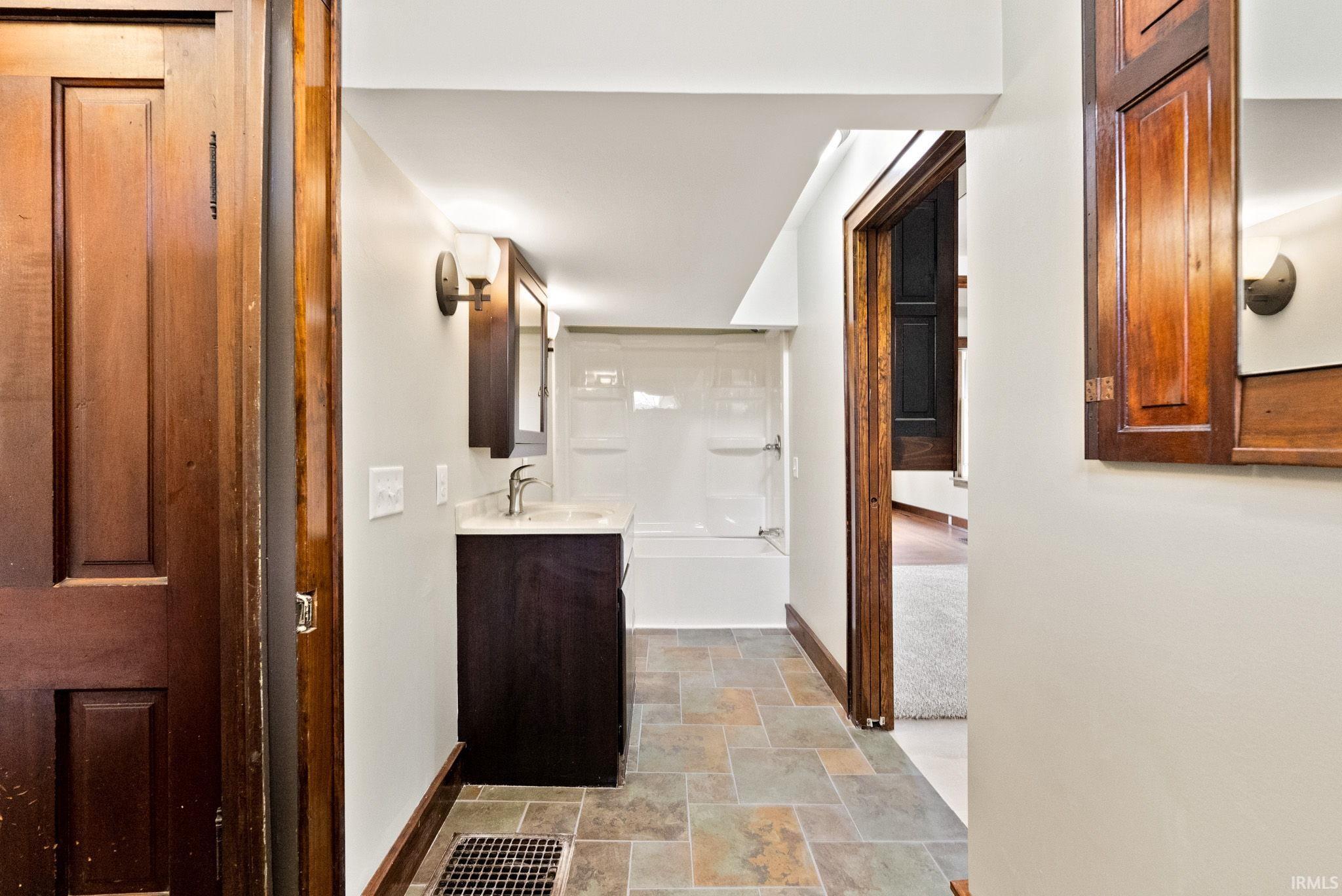 201 East Calhoun Street Claypool, IN 46510 - Photo 10 of 26