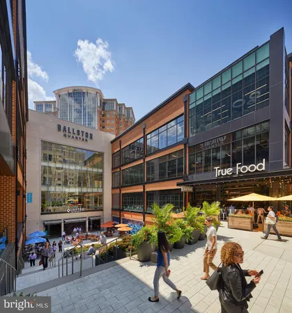 $2,795 | 1227 North Utah Street, Unit 1, Arlington, VA 22201