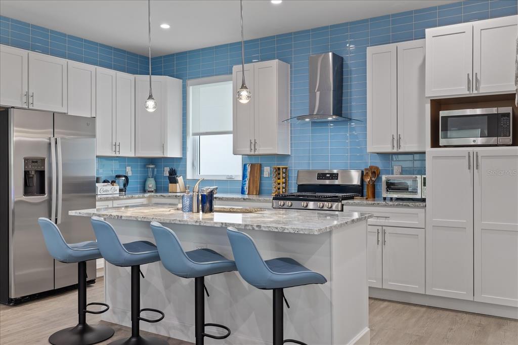 623 Petit Way Largo, FL 33770 - Photo 14 of 54