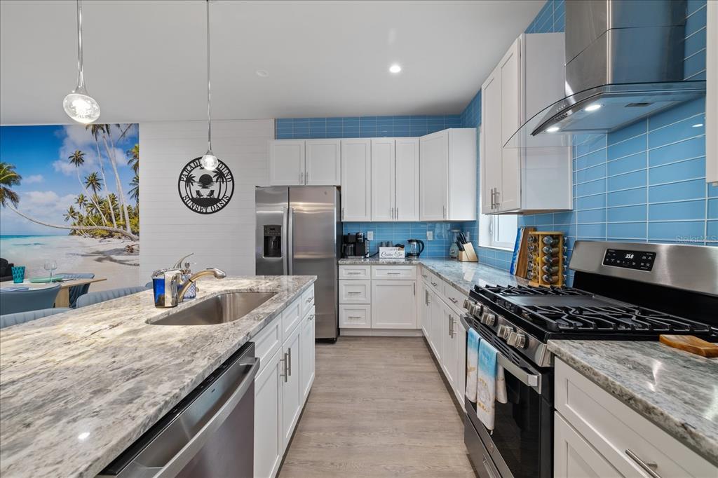 623 Petit Way Largo, FL 33770 - Photo 16 of 54