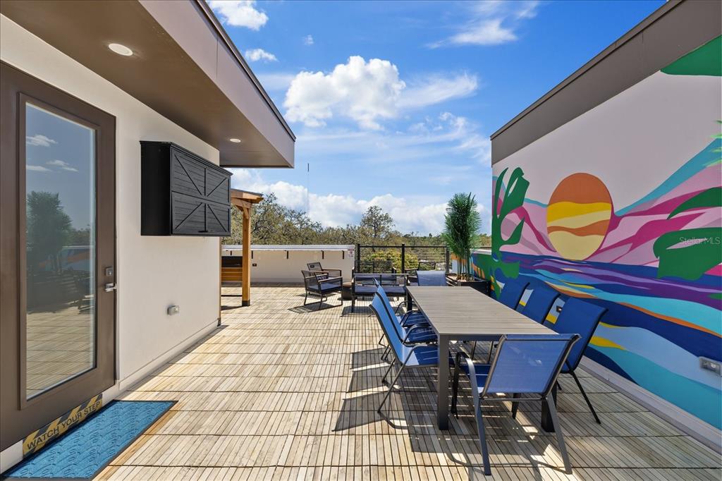 623 Petit Way Largo, FL 33770 - Photo 3 of 54