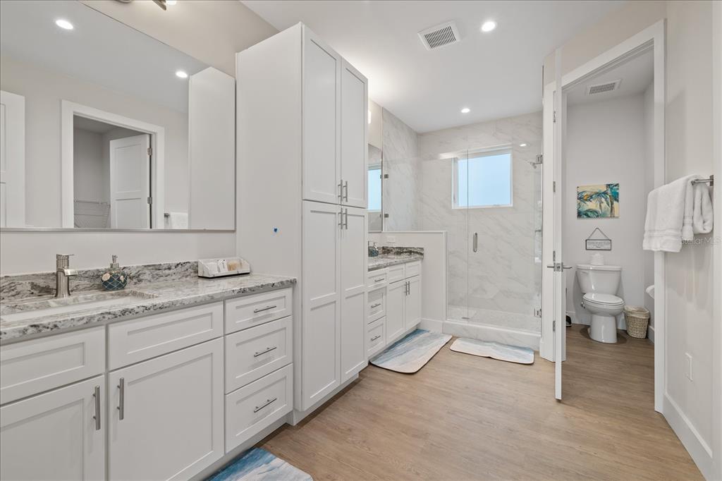 623 Petit Way Largo, FL 33770 - Photo 43 of 54