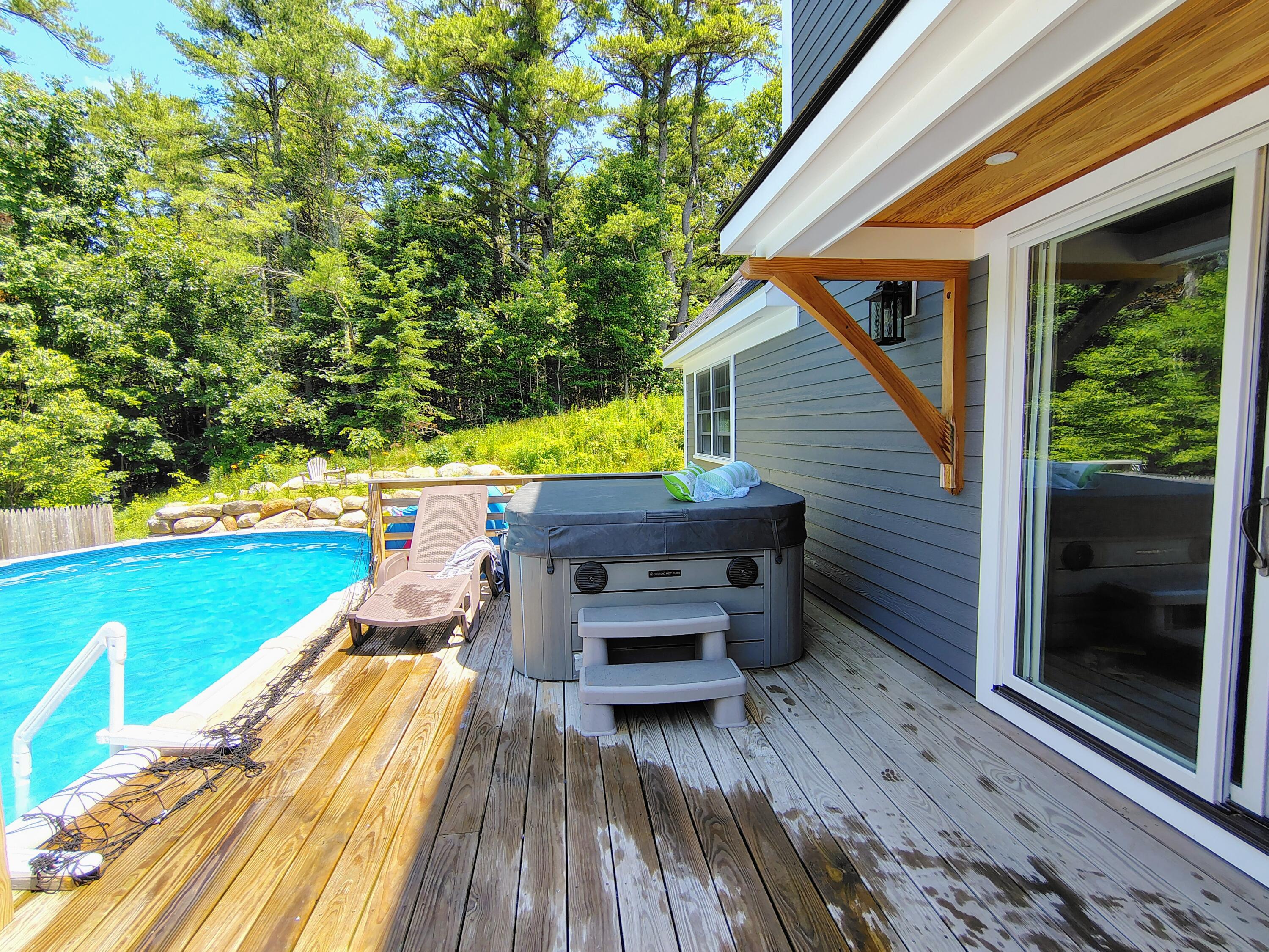 6 Red Barn Road Damariscotta, ME 04543 - Photo 27 of 40 hot tub