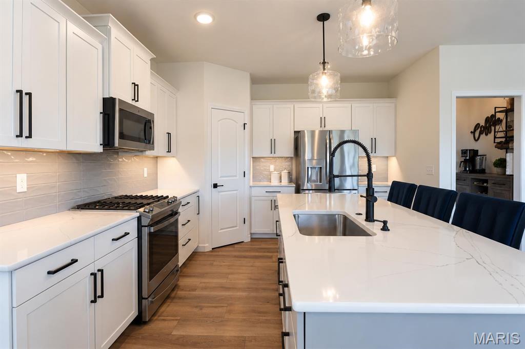 910 Taylor Drive Waterloo, IL 62298 - Photo 8 of 42 Gallery Image 8