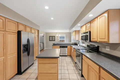 $525,000 | 5629 Cheryl Drive, Fitchburg, WI 53711