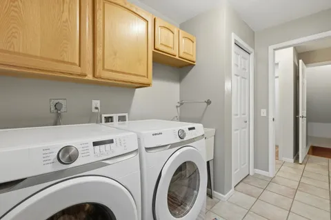 $525,000 | 5629 Cheryl Drive, Fitchburg, WI 53711