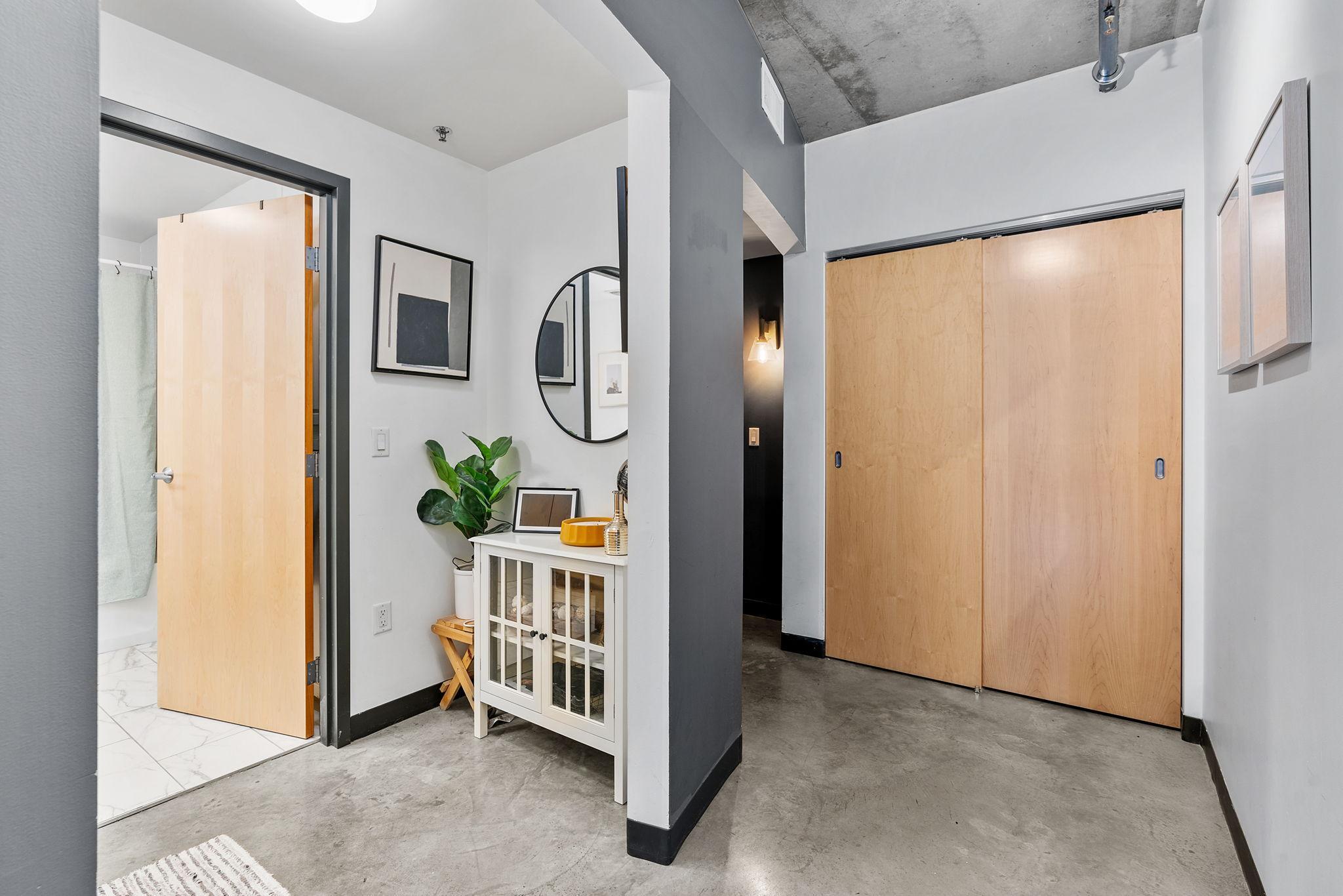 730 North 4th Street, Unit 307 Minneapolis, MN 55401 - Photo 5 of 29