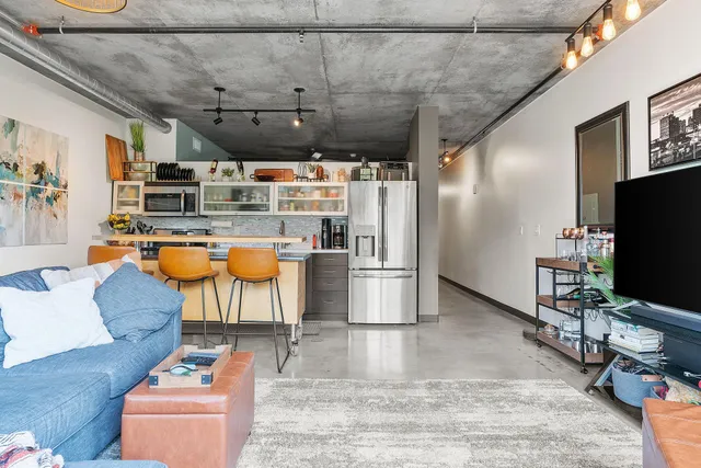 $2,195 | 730 North 4th Street, Unit 307, Minneapolis, MN 55401